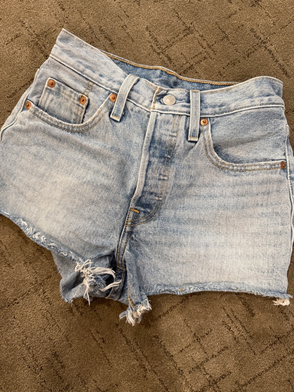 Levi’s shorts
